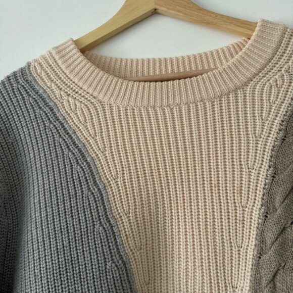 Aritzia oversized crew neck wool sweater (size M) - Picture 12 of 12